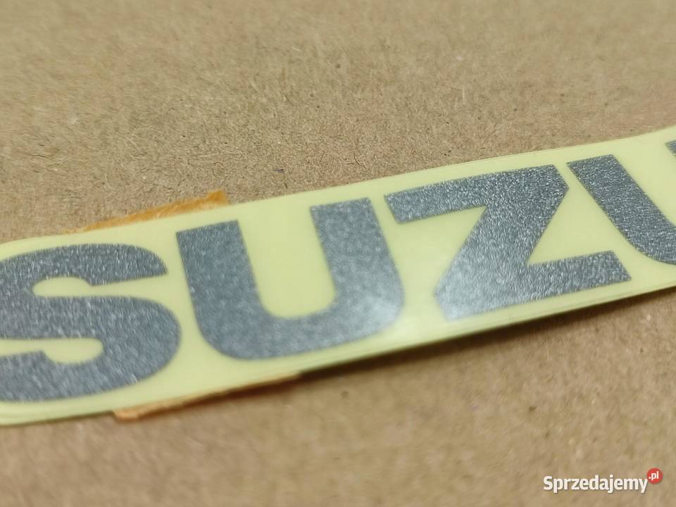 NAKLEJKA SUZUKI NA CZACHĘ SUZUKI SV 650 19992002