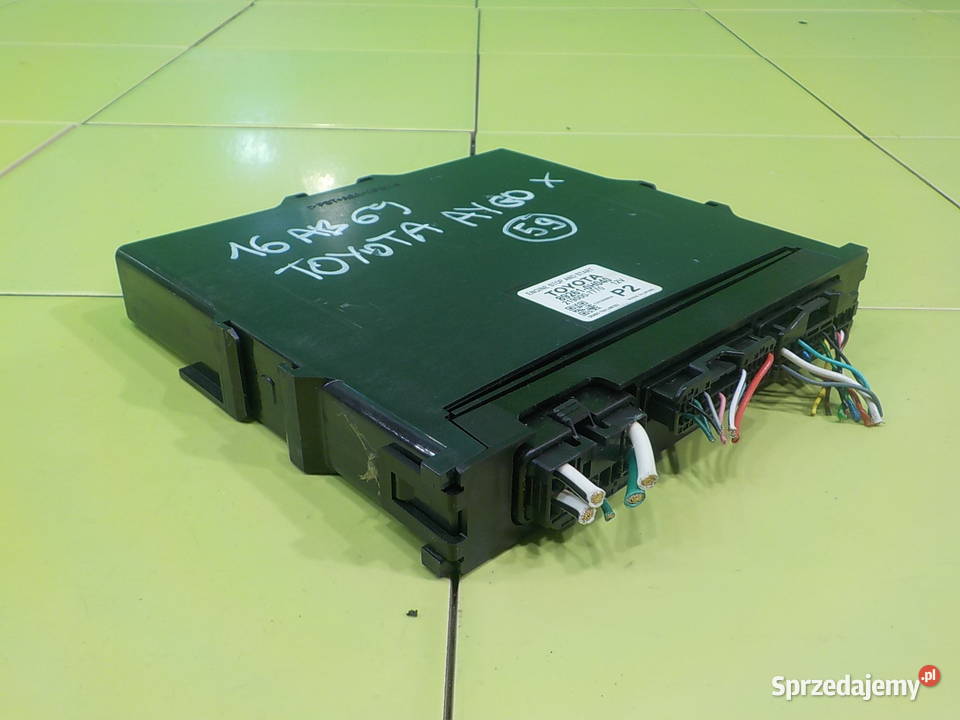 TOYOTA AYGO X 10 VVTI AUT 22r 5D modul sterownik mazowieckie Suków
