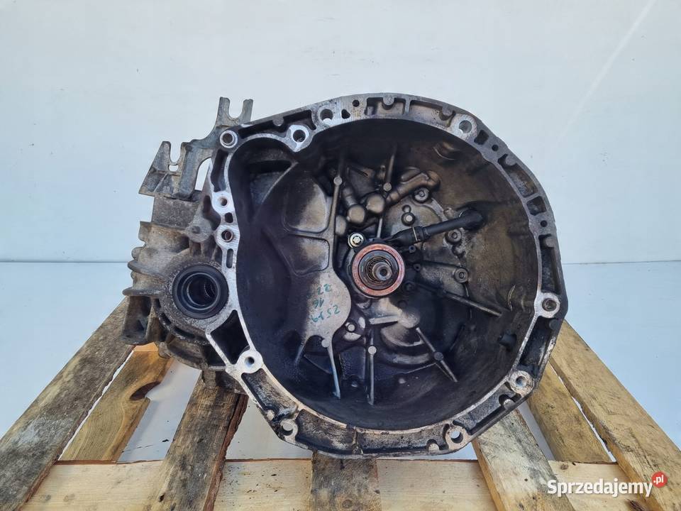 Renault Scenic II 20 T turbo MANUALNA SKRZYNIA osobowe Janów sprzedam