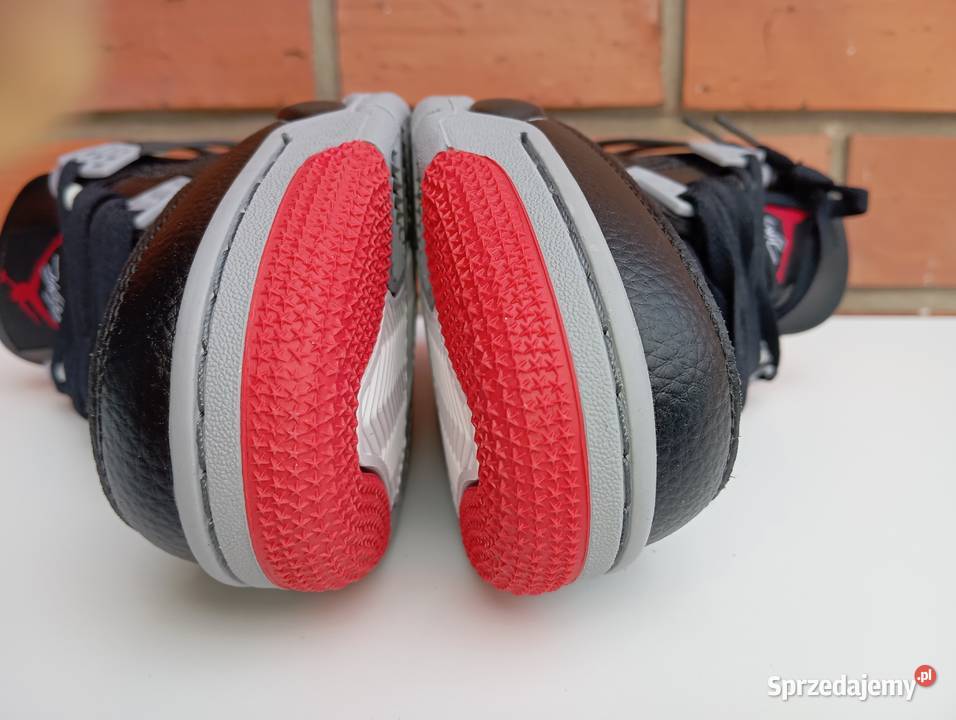 Nike Air Jordan 4 Retro Bred Reimagined 45