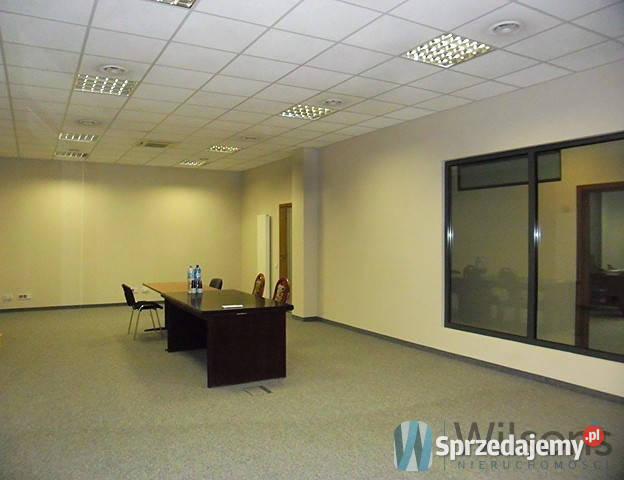 Lokal Radom 540m2 Ilość pomieszczeń 1