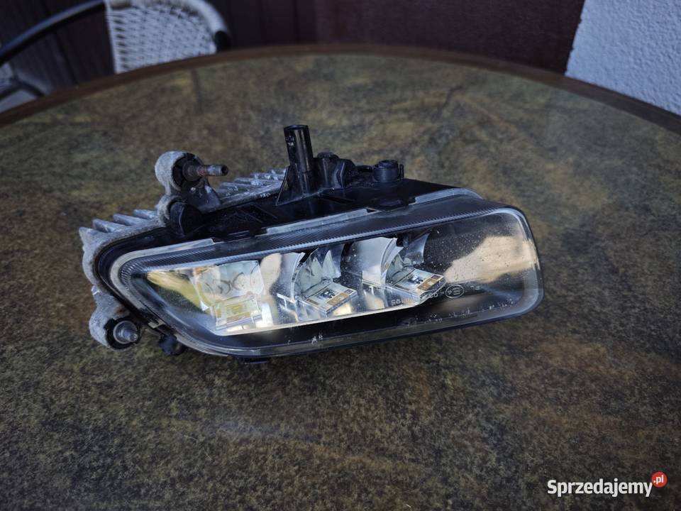 Lewy halogen przeciwmgielny LED Volkswagen Lichty