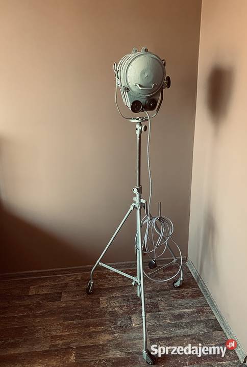 Lampa teatralno filmowa z okresu PRL Vintage Poznań