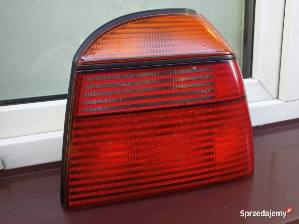 VW Golf MK3 III lampa tył tylna prawa wkład osobowe Sieradz sprzedam