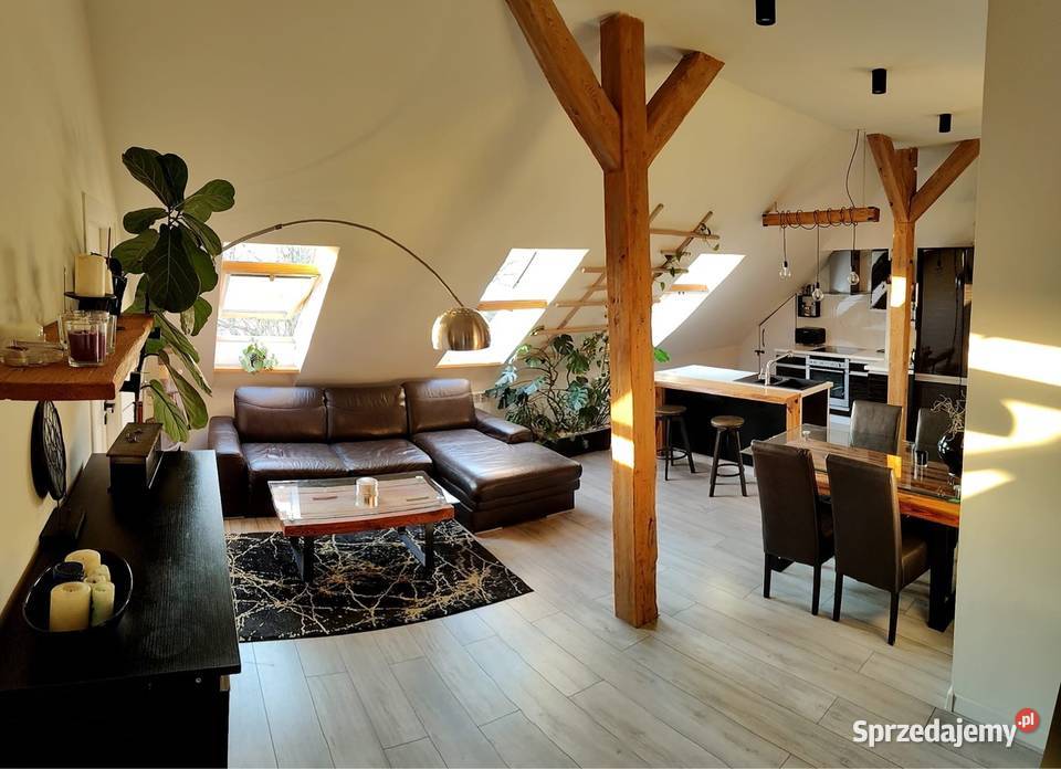 Centrum umeblowane 3 pokoje 77 m2 20 m2 do Giżycko sprzedam