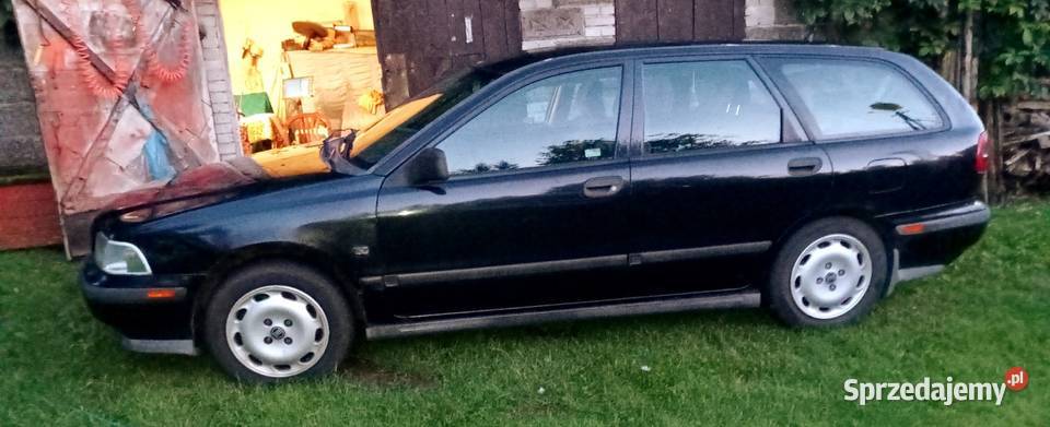 VOLVO V40 SPRAWNY DŁUGIE OPŁATY 5 LAT W RODZINIE serwisowany w ASO Mława