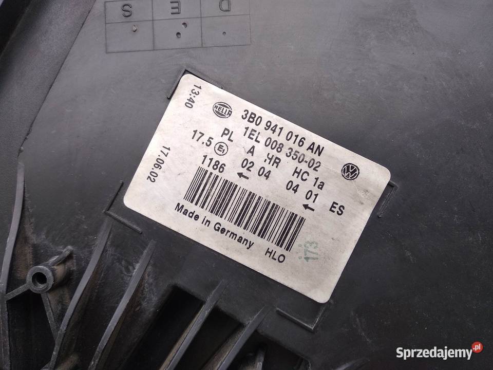 VW Passat B5 LIFT FL lampa przednia prawa łódzkie Sieradz