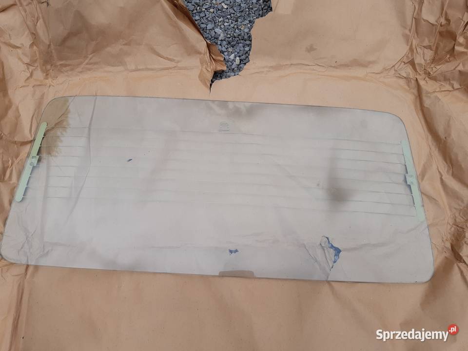 126p tylna szyba ogrzewana Nowa osobowe Tylne
