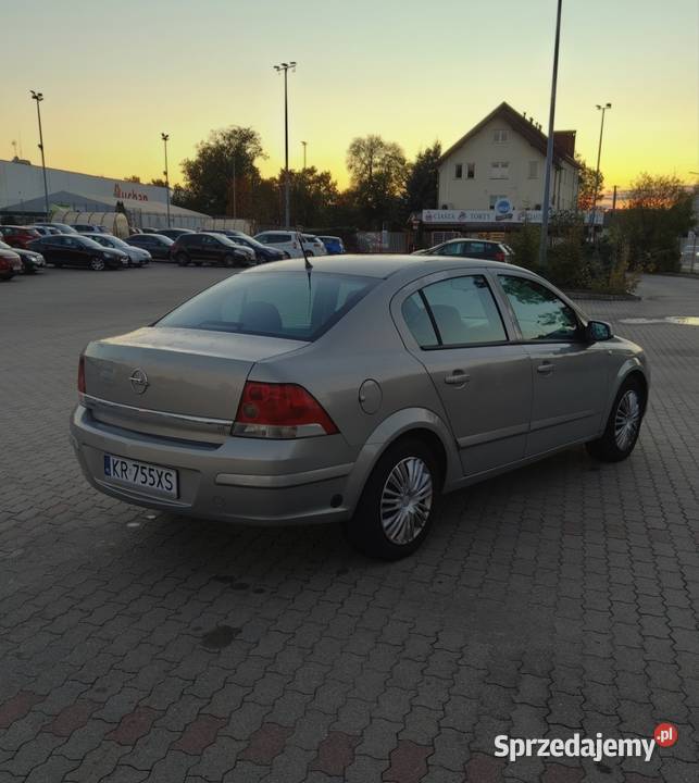 Opel Astra H 16 benzyna LPG STAG Nowy Sącz