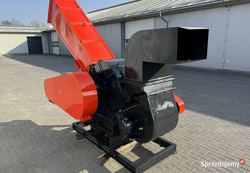 Rębak Rozdrabniacz do drewna bębnowy Sierakowska Huta