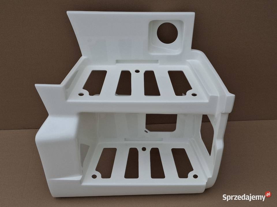 MAN TGS TG3 STOPIEŃ DOLNY PRAWY WNĘKA OBUDOWA Bieleń sprzedam