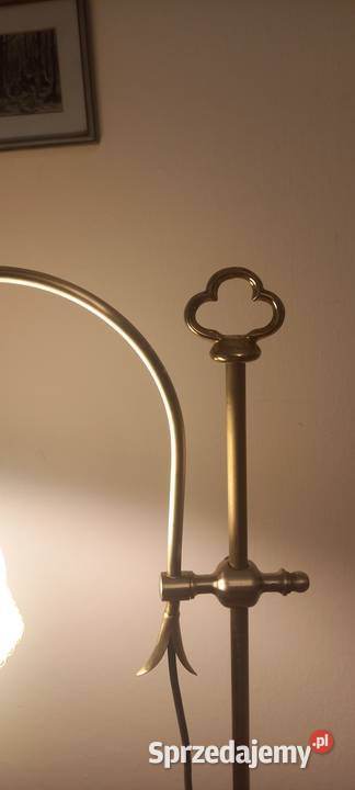 Mosiężna lampa podłogowa z ruchomym ramieniem Skierniewice