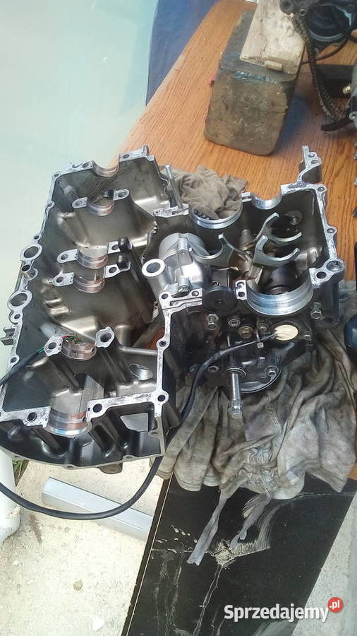 Suzuki Bandit 1200 GSX GSF Wał korbowy Opatówek