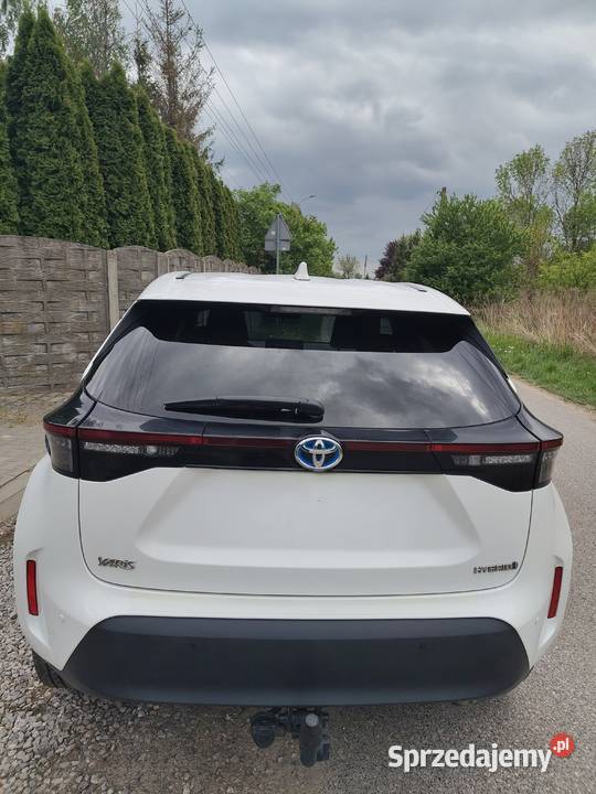 Toyota Yaris Cross Hybryda 2022 1 właściciel Yaris Cross Leszno sprzedam