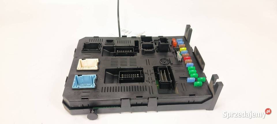 SKRZYNKA BEZPIECZNIKÓW PEUGEOT 307 osobowe Motoryzacja Lipno