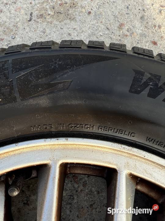 Opony zimowe Nexen 19565 R15 z felgami komplet lubelskie