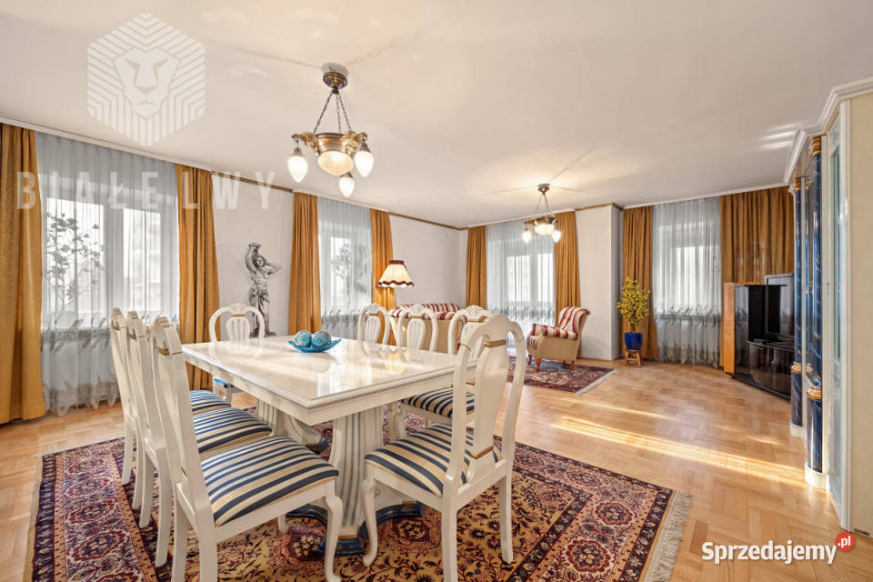 sprzedaży mieszkania 12747m2 4 pokoje Warszawa