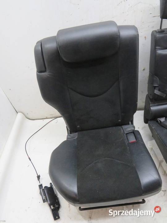 KANAPA TYLNA KOMPLET PASY 5D RAV4 RAV4 III 06 sprzedam