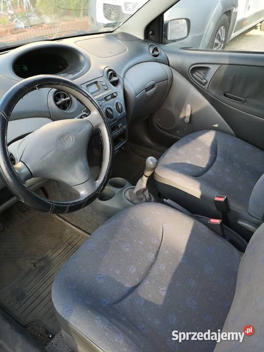 sprzedam zamienię yaris 10 benzyna nieuszkodzony Piekary Śląskie