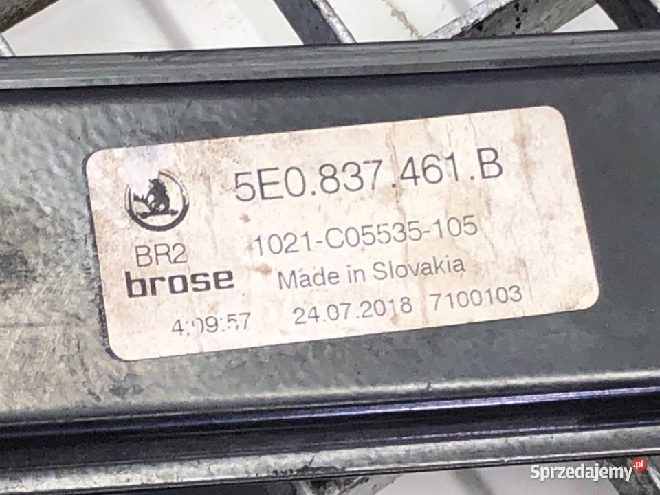 PODNOŚNIK SZYBY LEWY PRZÓD SKODA OCTAVIA III