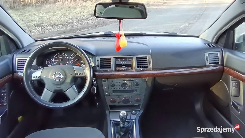Sprzedam Opel Vectra 18 bogate wyposażenie Gniezno