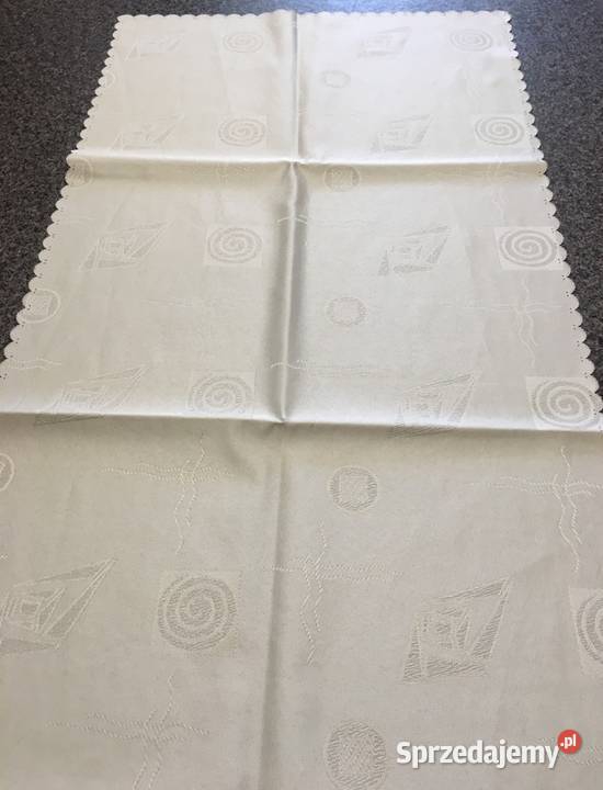 Ładny bieżnik serweta średnica 118 x 48 Okazja Ustroń