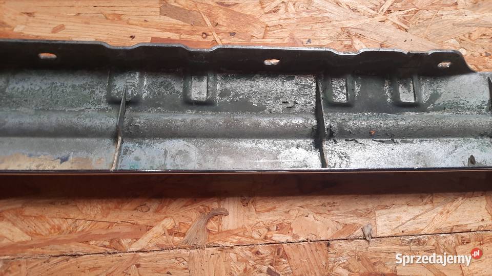 Listwa audi 200 20v avant tył 445 807 443 E Zderzaki Krasnobród sprzedam