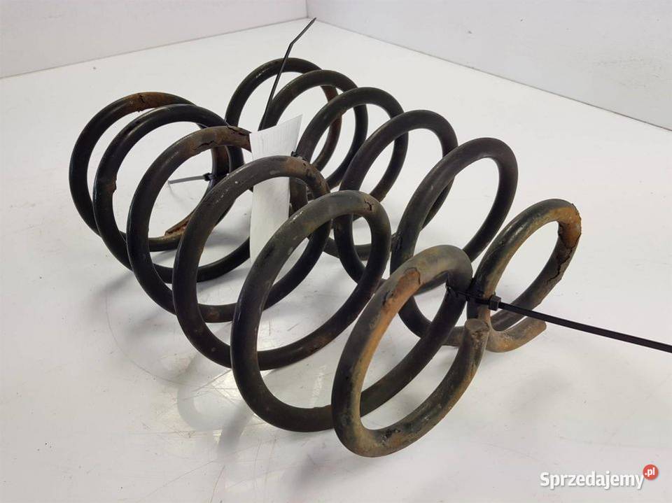 SPRĘŻYNY TYŁ FJ CRUISER Lipno