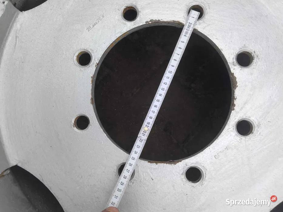 Felga 20x265 8 otworowa bezdętkowa stan Tomaszów Lubelski