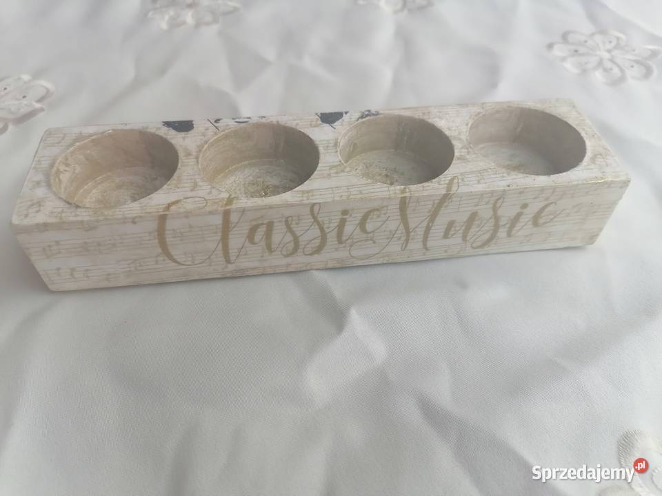 szkatułka świecznik muzyka kultura wielokolorowy Sierpc