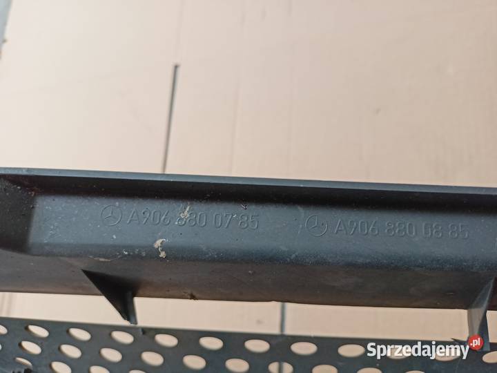 MERCEDES SPRINTER A9068880523 GRILL ATRAPA listwy na zderzak Zduńska Wola