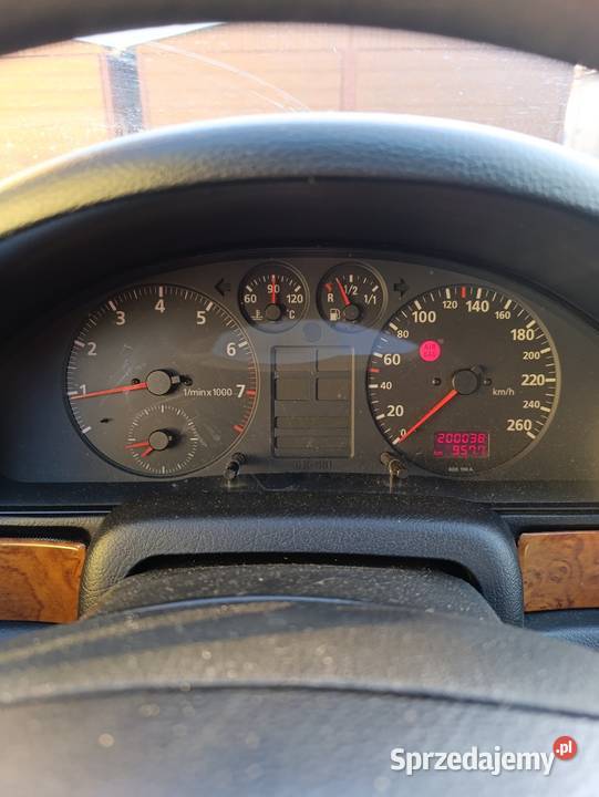 Audi a4 b5 1994 18 benzyna skórysedan skórzana tapicerka Ćmachowo