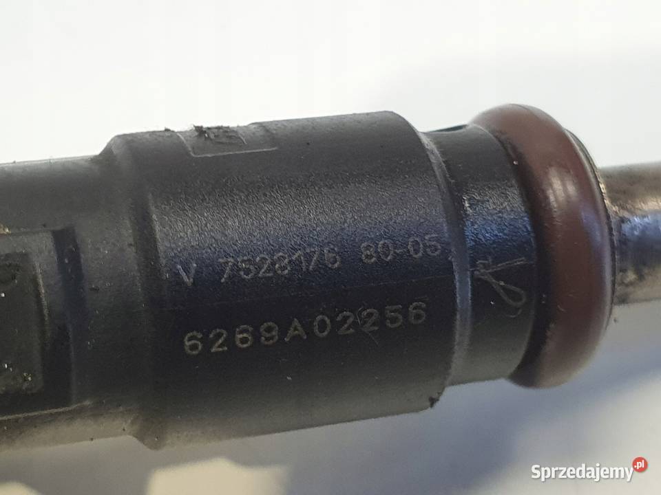 WTRYSKIWACZ Peugeot 308 16 VTI wtrysk V752817680 Chełm sprzedam