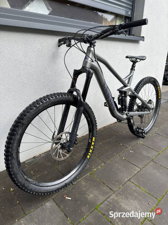 Rower Canyon Strove do serwisu Warszawa sprzedam