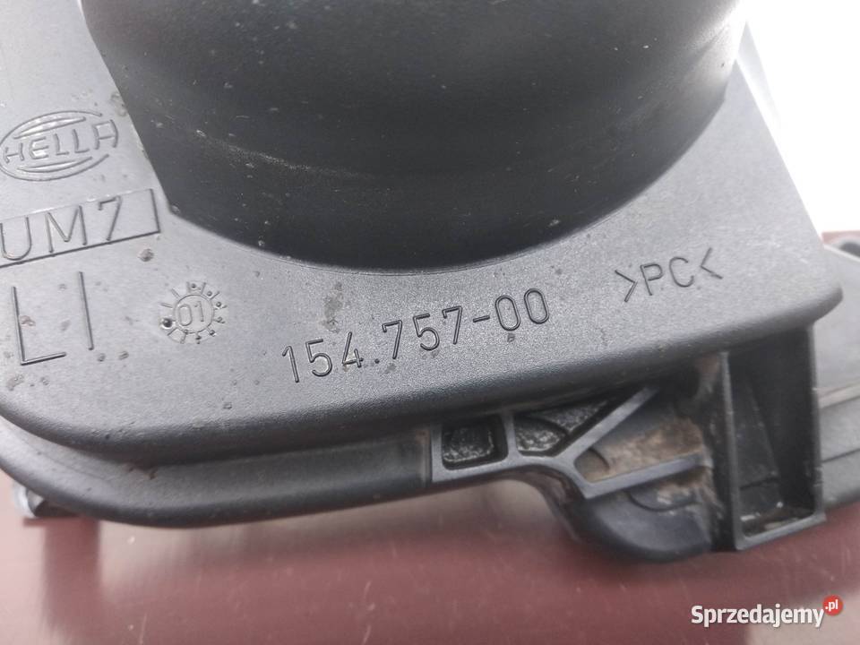 VW Passat B5 LIFT dekielek zaślepka lampy Sieradz