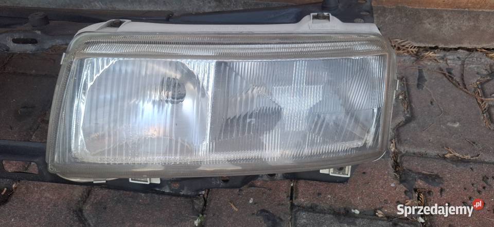 Lampy Reflektory Pas Passat B4 świętokrzyskie Sandomierz sprzedam