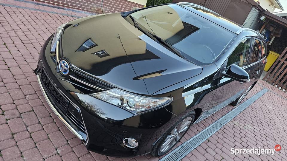 Toyota Auris 18 Hybryda 99 2014r Film kamera z podkarpackie Zarszyn sprzedam