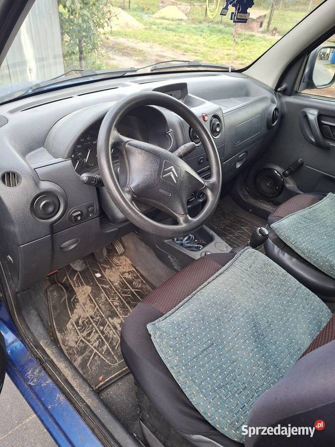 Citroen berlingo 14 gaz Rok produkcji 2005 mazowieckie Orzełek