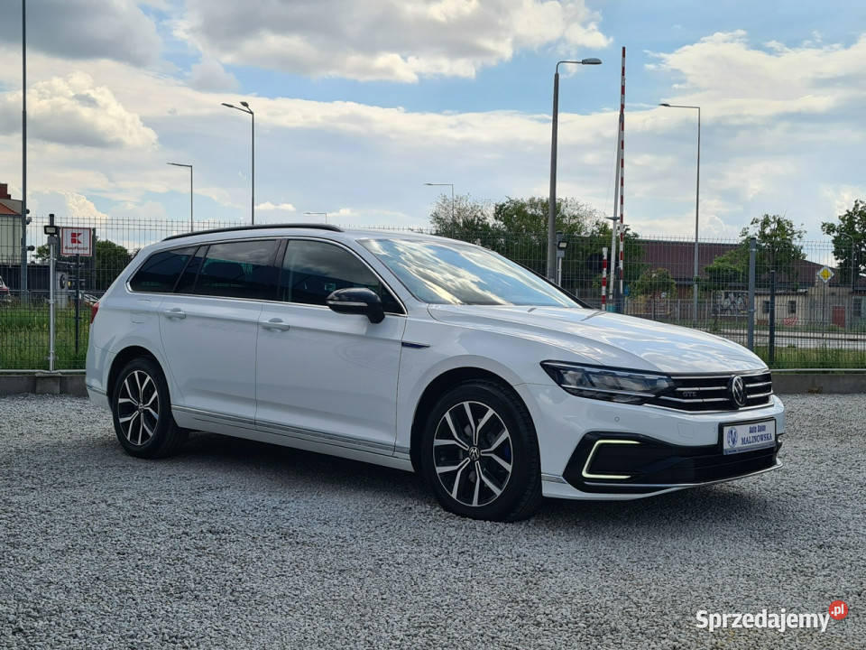 Volkswagen Passat GTE Navi 2xPDC Kamera HeadUp Wągrowiec