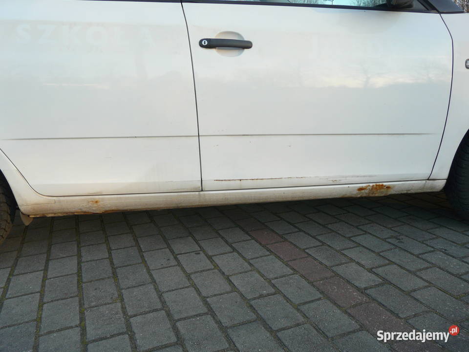 Skoda Fabia 12HTP 2007 234000 Warszawa