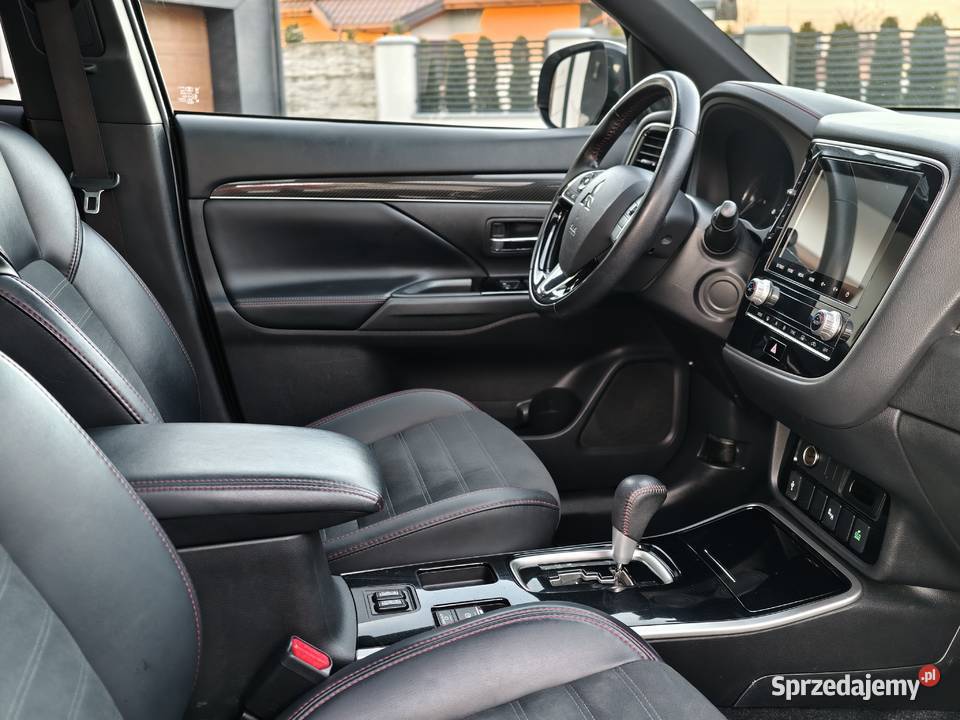 Mitsubishi Outlander LIMITED EDITION 7 osobowy łódzkie