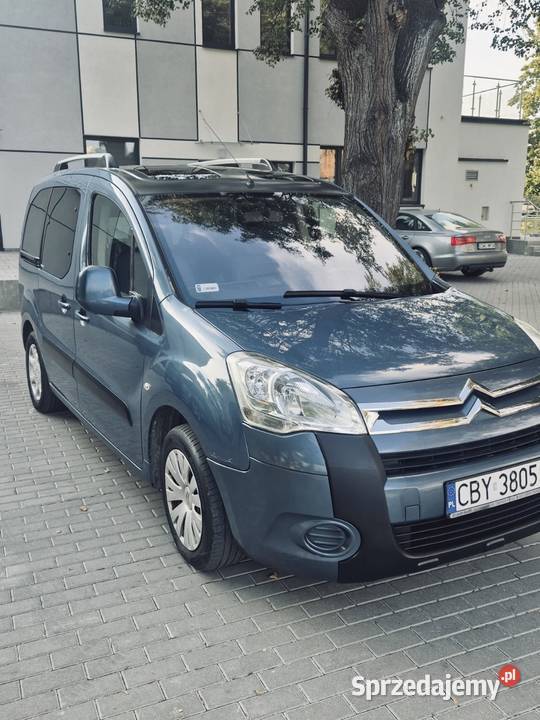Citroen Berlingo 16 GAZ WERSJA XTR HAK PIĘKNY kurtyny powietrzne Berlingo Izbica Kujawska