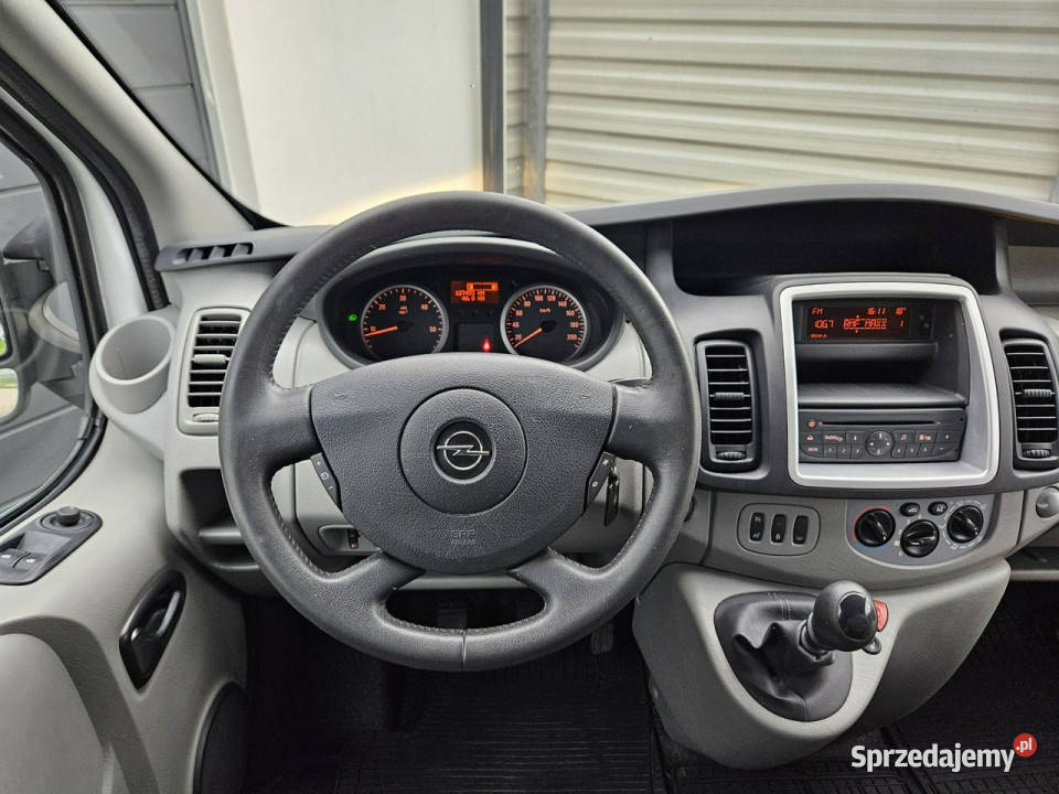 Opel Vivaro 20 CDTI 115 L2 LONG 1 właściciel Gdynia