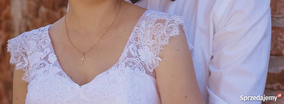 Sprzedam śnieżnobiałą suknię ślubną w rozmiarze Rozmiar 36(S) Gostyń