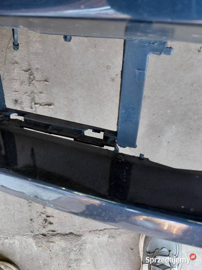 Zderzak BMW E60 MYSTICBLAU stan sredni Rok produkcji 2003 Zelów sprzedam