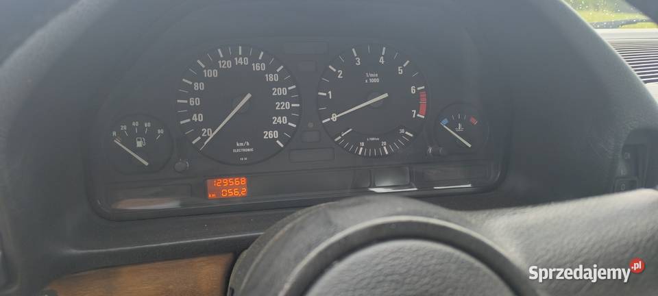 Sprzedam BMW e32 Janowo