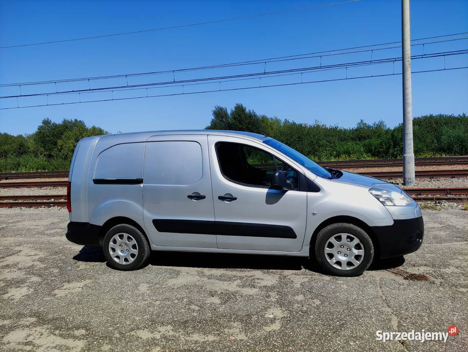 Peugeot partner long 16 HDi 90 3os klima hak Łaskarzew