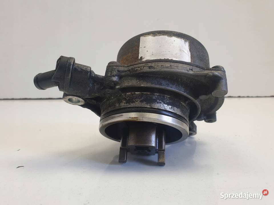BMW E87 20 D POMPA WAKUM VACUM Rudka