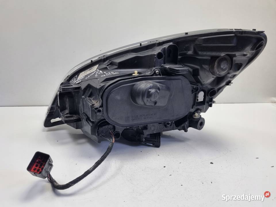 Volvo V60 S60 II PRZEDNIA LAMPA PRAWA prawy osobowe