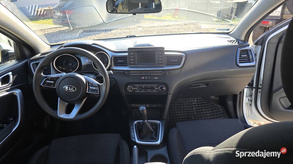 KIA CEED niski i pewny przebieg Rybna